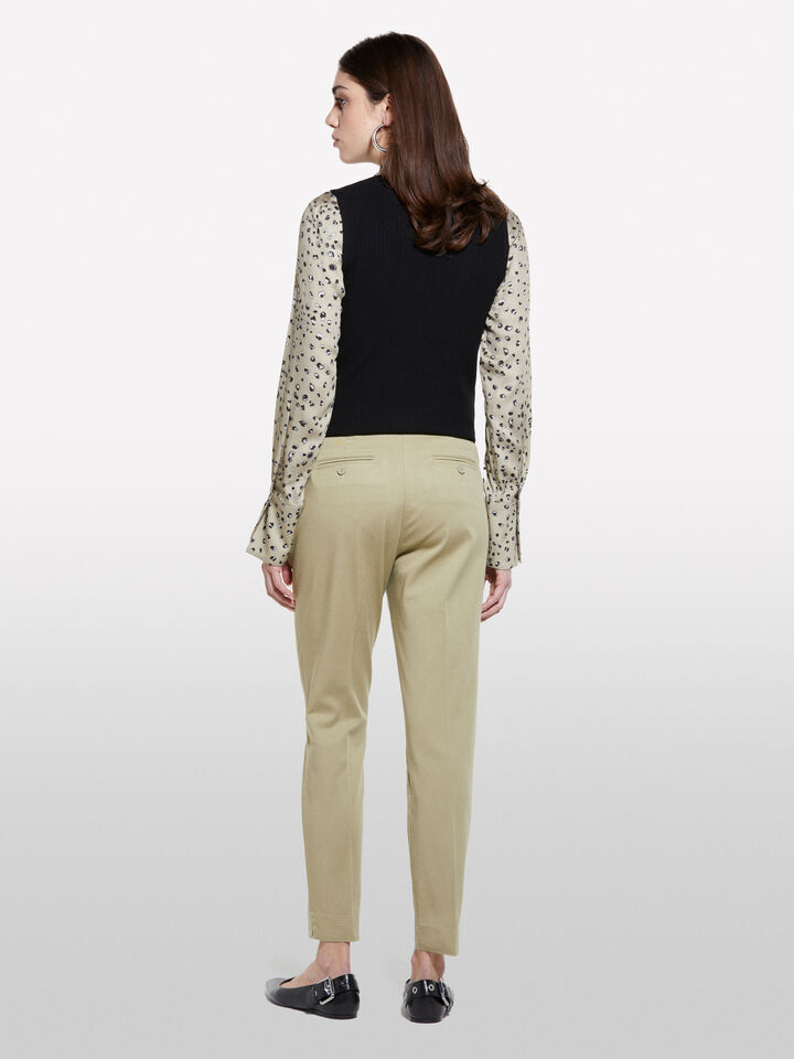 Chinos verde militar - calças chinos para mulher - Verde Claro | Sisley image number 3
